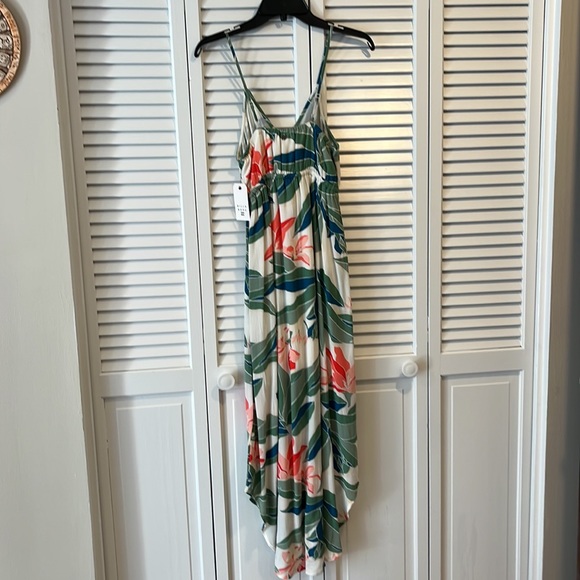Spring Billabong floral dress, NWT - Picture 7 of 9